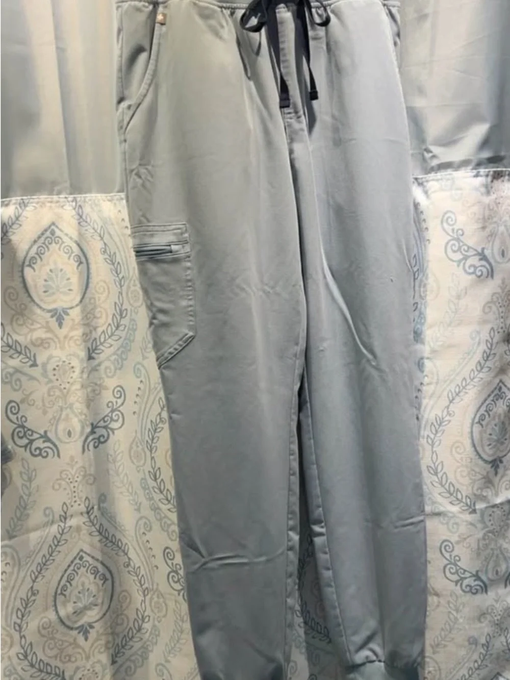 FIGS Light blue scrub set Medium top and medium ucargo joggers.  Like new uh